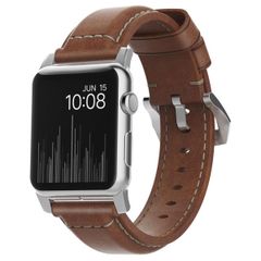 Nomad Traditionelles Lederarmband für die Apple Watch Series 1 bis 10 / SE / Ultra (2) (44/45/46/49 mm) - Braun/Silber