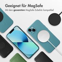 imoshion Color Back Cover mit MagSafe für das iPhone 13 Mini - Smoke Green