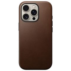 Nomad Modern Leather Case für das iPhone 16 Pro - Brown