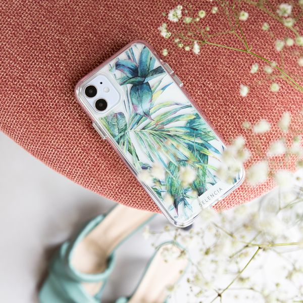 Selencia Zarya Fashion-Backcover mit zuverlässigem Schutz für das Samsung Galaxy A22 (5G) - Jungle Leaves