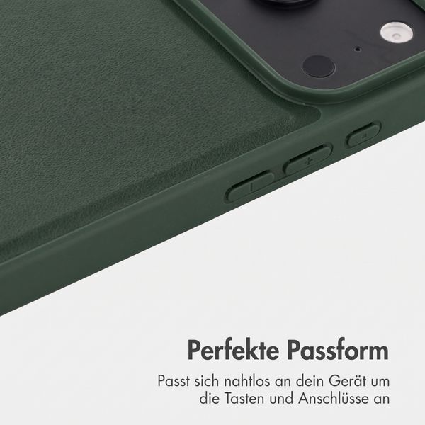 Accezz Backcover mit MagSafe Apple iPhone 18 Pro / 17 Pro - Grün