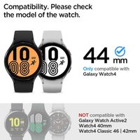 Spigen ﻿GlastR Slim HD Screenprotector 3er-Pack für das Samsung Galaxy Watch 4 - 44mm