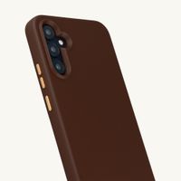 Selencia Rivièra Backcover mit MagSafe mit abnehmbaren Haken Samsung Galaxy A34 (5G) - Choco Brown