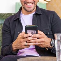 Accezz Premium Leather Slim Klapphülle Apple iPhone 12 (Pro) - Grün