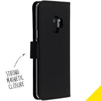 Accezz Schwarzes Wallet TPU Klapphülle für das Samsung Galaxy S9