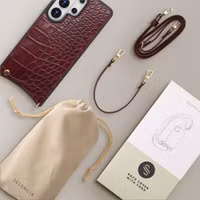 Selencia Nova Croco HandyHülle mit Kordel und Kartenhalter Samsung Galaxy S26 Ultra - Burgundy