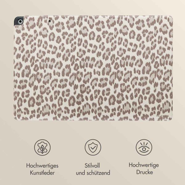 Selencia Sabi Klapphülle mit Leopardenmuster Apple iPad 9 (2021) 10.2 Zoll / iPad 8 (2020) 10.2 Zoll / iPad 7 (2019) 10.2 Zoll - Soft Ivory
