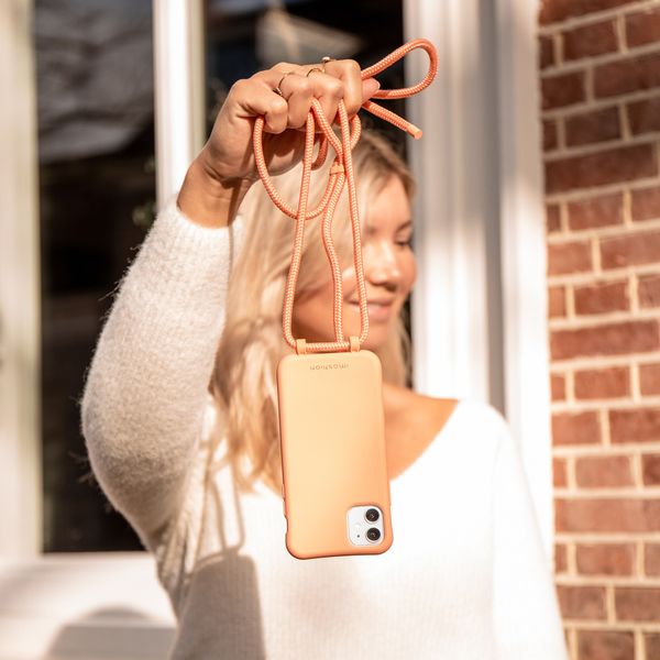 imoshion Color Backcover mit abtrennbarem Band iPhone Xr - Peach