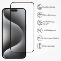 Accezz Vollflächige Schutzfolie aus gehärtetem Glas mit Applikator Apple iPhone 15 Pro Max