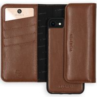 Selencia Eny Clutch Klapphülle mit herausnehmbarem Backcover iPhone 8 / 7 / 6(s)