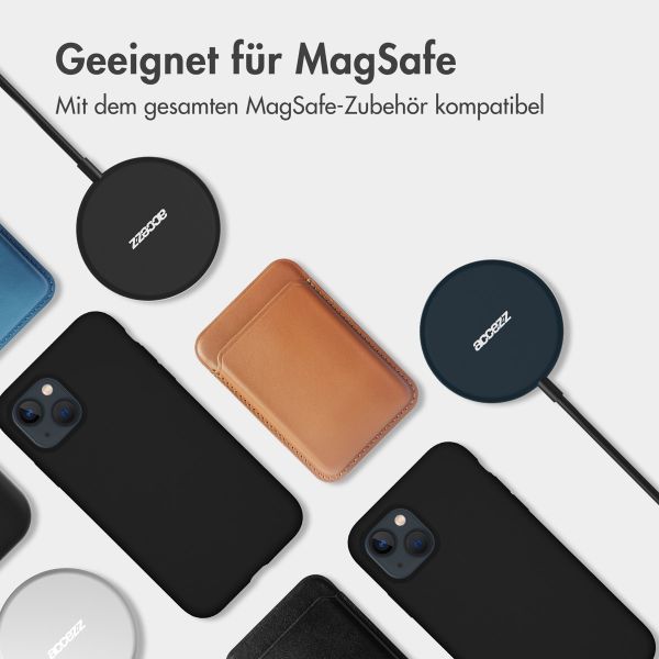 Accezz Liquid Silikoncase mit MagSafe für das iPhone 15 Plus - Schwarz