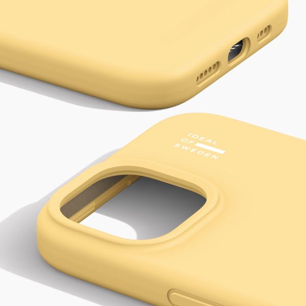 iDeal of Sweden Silikon Case iPhone 13/14/15/16e - Soft Lemon