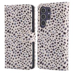 imoshion Design Klapphülle für das Samsung Galaxy S25 Ultra - Black And White Dots