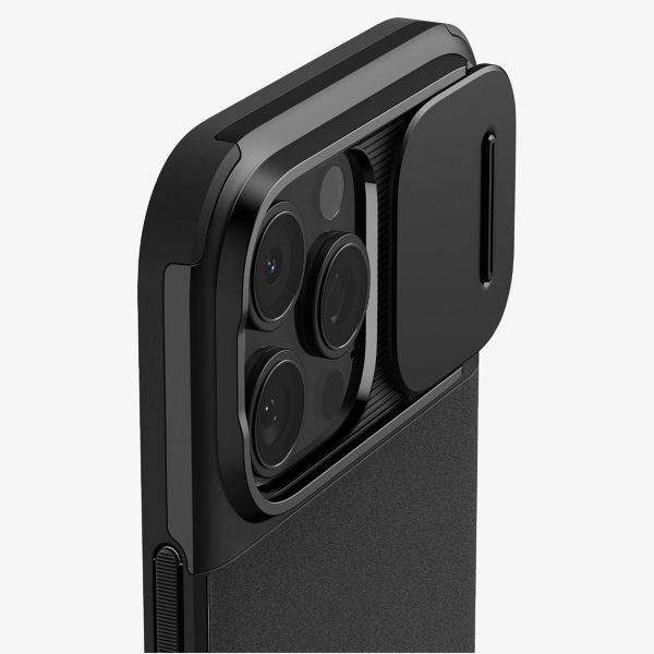 Spigen ﻿Optik Armor MagSafe für das iPhone 16 Pro - Schwarz