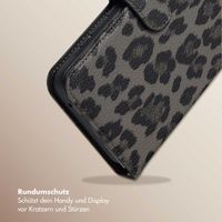 Selencia Sabi Klapphülle mit Leopardenmuster Samsung Galaxy A35 - Midnight Black