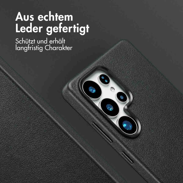 Accezz MagSafe Leather Backcover für das Samsung Galaxy S25 Ultra - Onyx Black