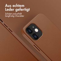 Accezz MagSafe Leather Backcover für das iPhone 12 (Pro) - Sienna Brown