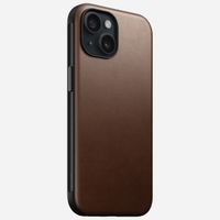 Nomad Modern Leather Case für das iPhone 15 - Braun