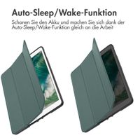 imoshion Trifold Klapphülle Apple iPad 6 (2018) 9.7 Zoll / iPad 5 (2017) 9.7 Zoll / Air 2 (2014)/Air 1 (2013) - Dunkelgrün