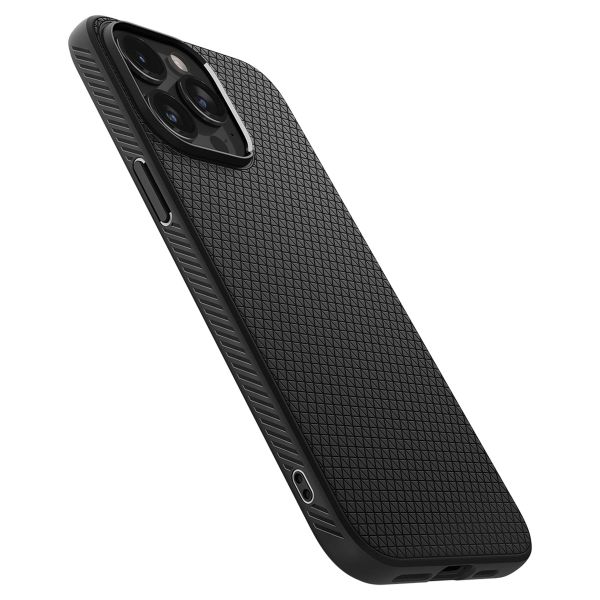 Spigen Liquid Air™ Case für das iPhone 15 Pro - Matte Black