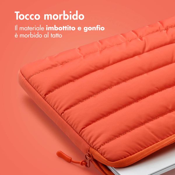 imoshion Puffer Laptop Hülle 13-14 Zoll - Laptop Sleeve - Apricot Crush Orange