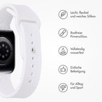 imoshion Geflochtenes Silikonarmband für die Apple Watch Series 1 bis 10 / SE / Ultra (2) (44/45/46/49 mm) - Weiß