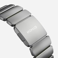 Nomad Stratos Armband für Apple Watch | 44/45/46/49 mm - Forest Green / Natural Titanium