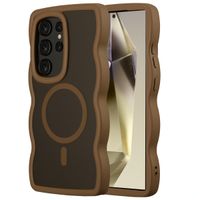 Selencia Wavy Backcover mit MagSafe Samsung Galaxy S24 Ultra - Mocha Brown