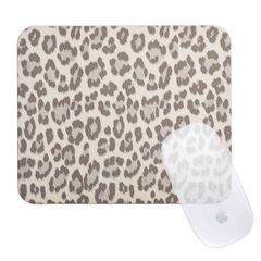 Selencia Sabi Kunstleder-Mauspad mit Leopardenmuster - 20 x 24 cm - Soft Ivory