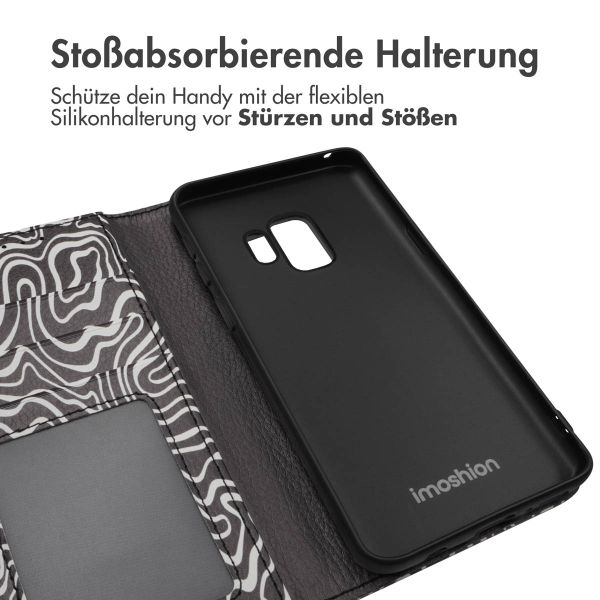 imoshion ﻿Design Klapphülle für das Samsung Galaxy S9 - Black And White