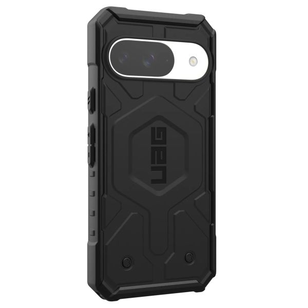 UAG Pathfinder Back Cover Magnet Google Pixel 9 - Schwarz