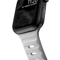 Nomad Sport Armband FKM für das  Apple Watch Series 1 t/m 11 / SE / Ultra (44/45/46/49 mm) - Lunar Gray