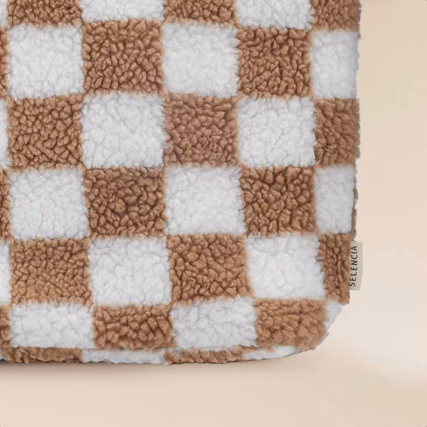 Selencia Zaya Tote Bag - Teddy Laptoptasche 16 Zoll - Checkered Beige