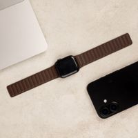 Accezz Magnetisches Echtlederarmband für Apple Watch | 44/45/46/49 mm - Chocolate Brown