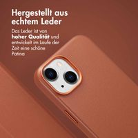 Accezz 2-in-1 Klapphülle aus Leder mit MagSafe Apple iPhone 14 - Sienna Brown