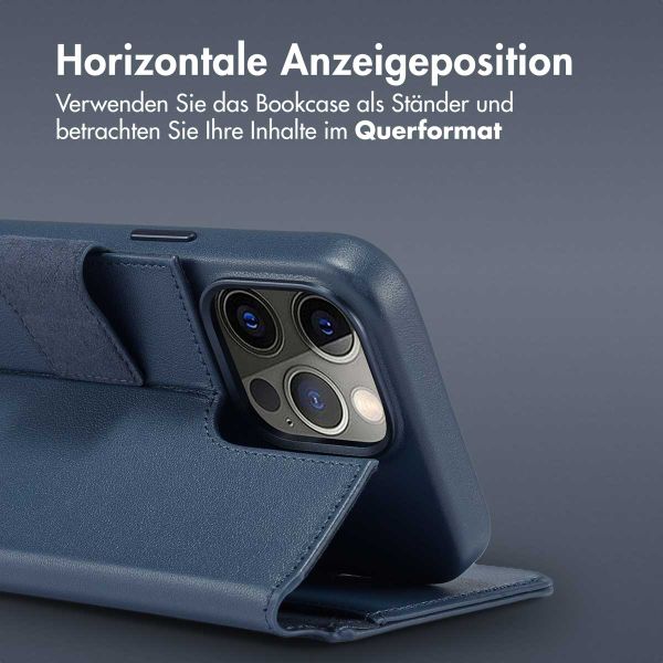 Accezz 2-in-1 Klapphülle aus Leder mit MagSafe Apple iPhone 15 Pro Max - Nightfall Blue
