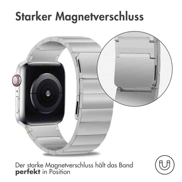 Selencia Edelstahl Magnetarmband für das Apple Watch Series 1 bis 9 / SE (38/40/41 mm) | Series 10 / 11 (42 mm) - Silber