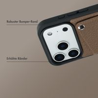 Selencia Riva Back Cover mit Kartenfach Apple iPhone 17 Pro - Mocha Brown