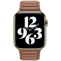 Apple Leather Link Armband für das  Apple Watch Series 1 t/m 9 / SE (38/40/41 mm) | Series 10 / 11 (42 mm) - Größe M/L - Saddle Brown