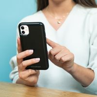imoshion Backcover mit Karteninhaber iPhone SE (2022 / 2020) / 8 / 7