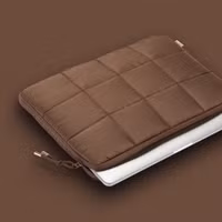 Selencia Puffy Laptop Hülle 13-14 Zoll - Laptop Sleeve - Mocha Brown