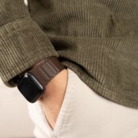 Accezz Magnetisches Echtlederarmband für Apple Watch | 44/45/46/49 mm - Chocolate Brown