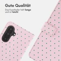 imoshion Design Klapphülle Samsung Galaxy A56 - Happy Dots