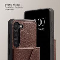 Selencia Sera HandyHülle mit Kordel und Umschlag-Kartenhalter Samsung Galaxy S23 - Chocolate Brown