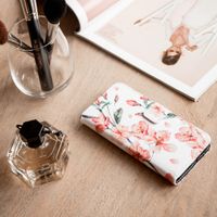 imoshion Design TPU Klapphülle Apple iPhone 13 Pro - Blossom Watercolor White