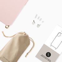 Selencia Rivièra Backcover mit MagSafe mit abnehmbaren Haken Apple iPhone SE (2022 / 2020) / 8 / 7 - Sorbet Pink