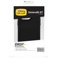 OtterBox Defender Rugged Case mit MagSafe für das iPhone 15 Pro - Schwarz