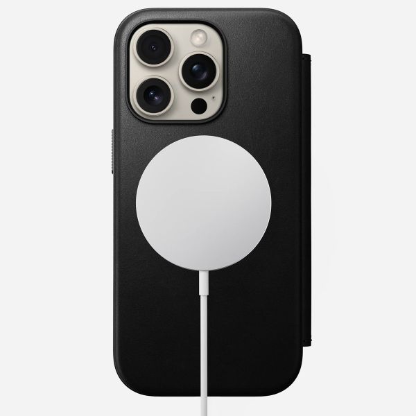 Nomad Modern Leather Folio Klapphülle Apple iPhone 16 Pro - Schwarz
