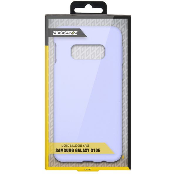 Accezz Liquid Silikoncase Samsung Galaxy S10e - Violett