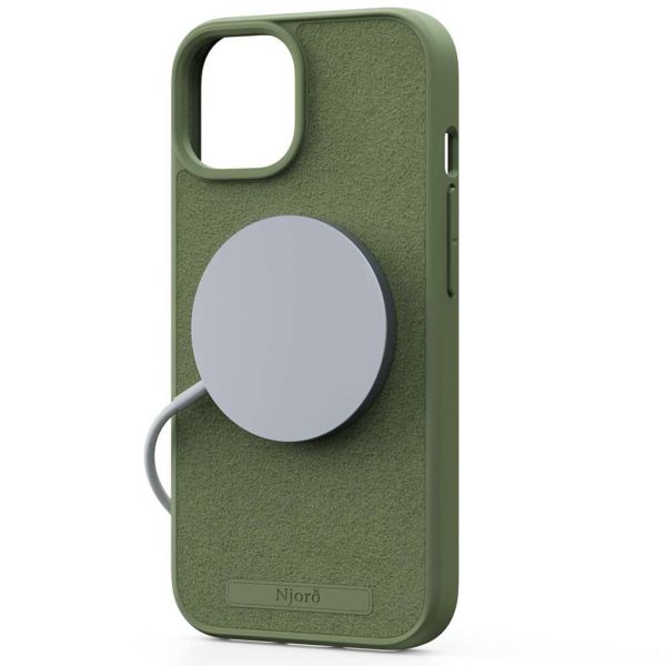 Njorð Collections Wildleder Comfort+ Case MagSafe für das iPhone 15 - Olive